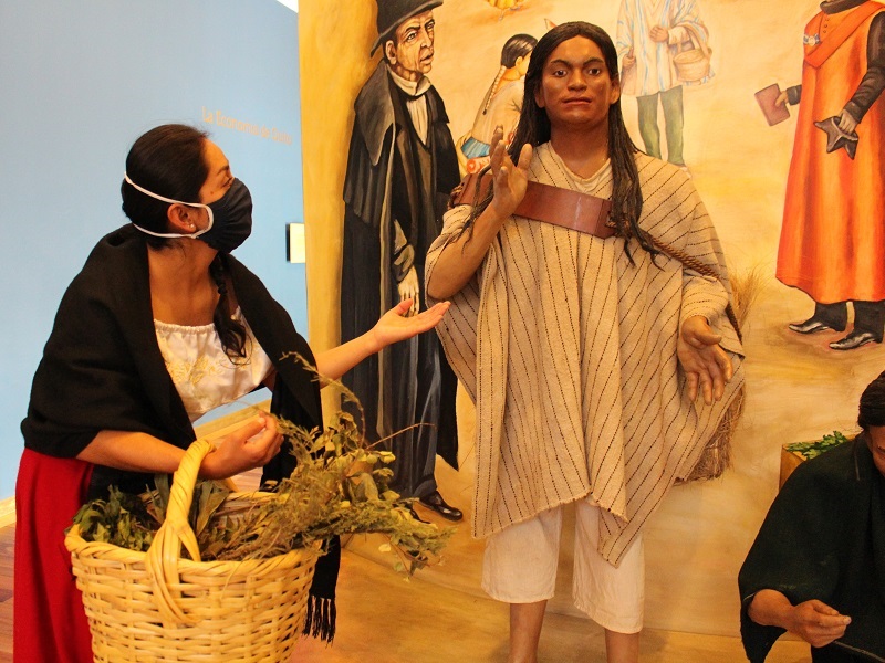 Recorrido con personajes: “Ellos sí, ellas no”.