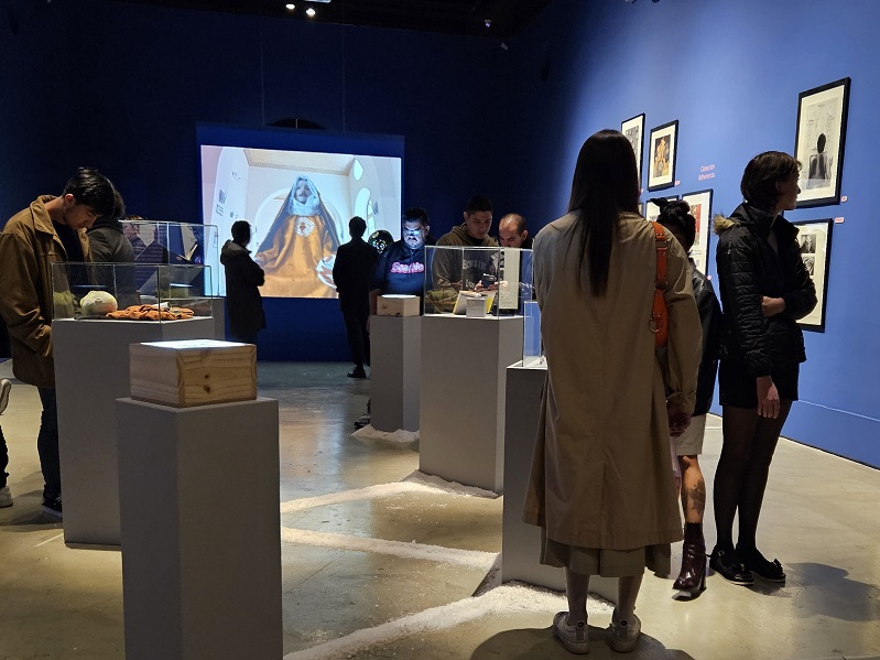 Arte para sanar: Exvotos, Estampas y Puntadas para la Cura