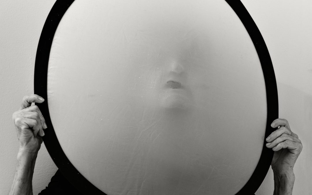 El Premio Nacional Mariano Aguilera trae una nueva propuesta expositiva y rinde homenaje a la trayectoria de una pionera de la fotografía contemporánea